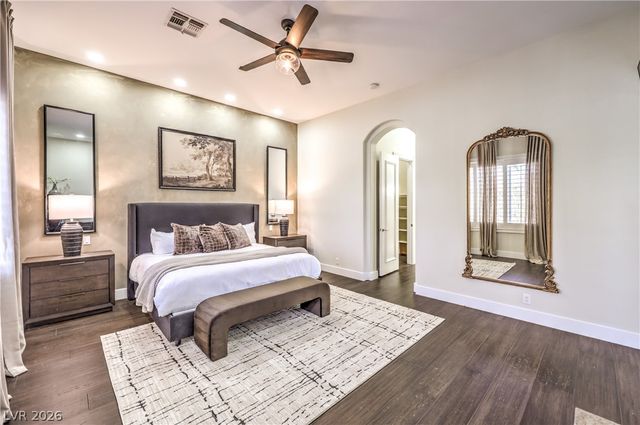 7520 Captains Harbor Drive, Las Vegas, NV 89117