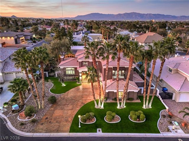 7520 Captains Harbor Drive, Las Vegas, NV 89117