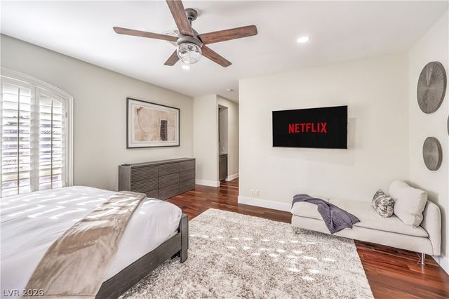 7520 Captains Harbor Drive, Las Vegas, NV 89117