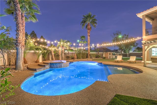 7520 Captains Harbor Drive, Las Vegas, NV 89117