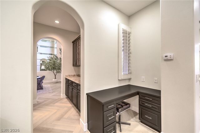 7520 Captains Harbor Drive, Las Vegas, NV 89117