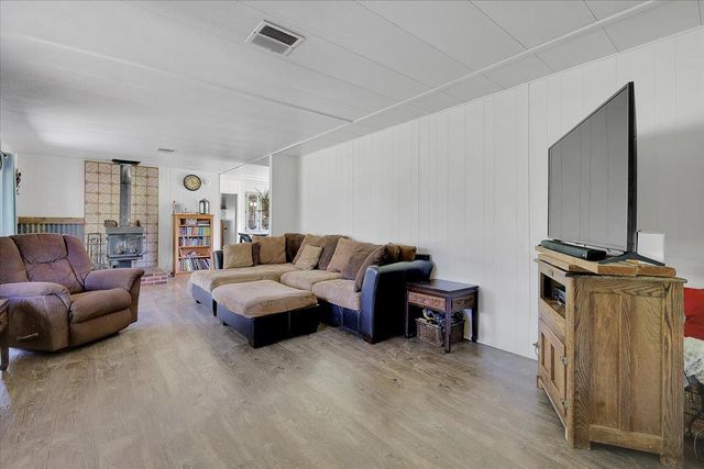 10598 Slingsby Ln, Dobbins, CA 95935