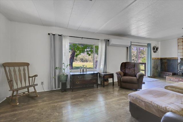 10598 Slingsby Ln, Dobbins, CA 95935