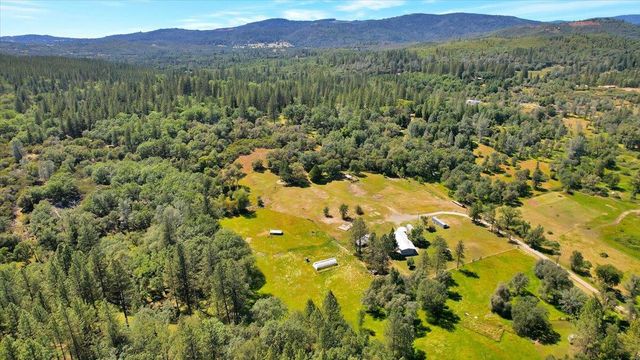 10598 Slingsby Ln, Dobbins, CA 95935