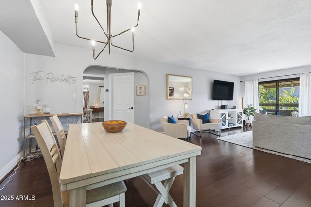 3825 E CAMELBACK Road 230, Phoenix, AZ 85018