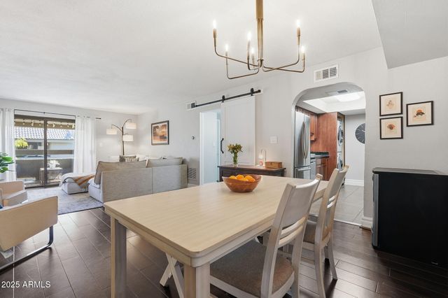 3825 E CAMELBACK Road 230, Phoenix, AZ 85018