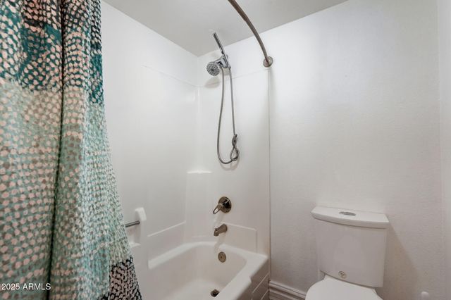 3825 E CAMELBACK Road 230, Phoenix, AZ 85018