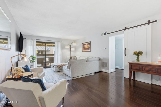 3825 E CAMELBACK Road 230, Phoenix, AZ 85018