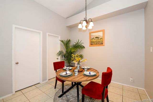 9536 W Dover ridge, San Antonio, TX 78250