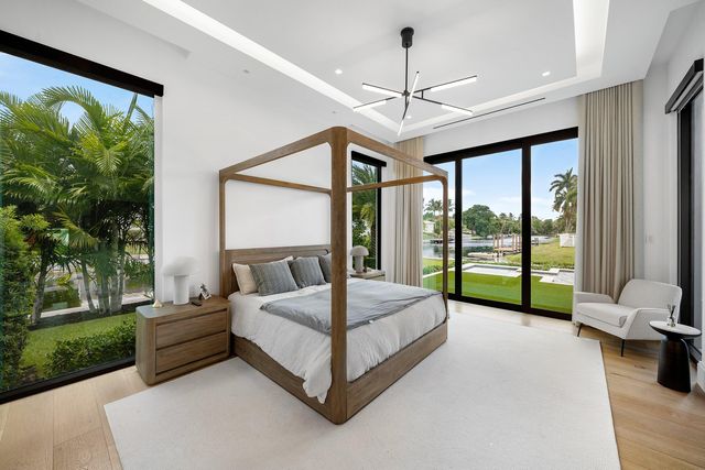 830 Lake Shore Drive, Delray Beach, FL 33444