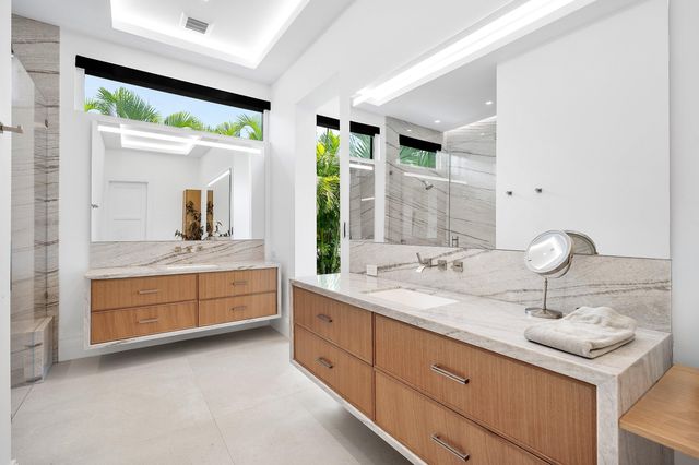 830 Lake Shore Drive, Delray Beach, FL 33444