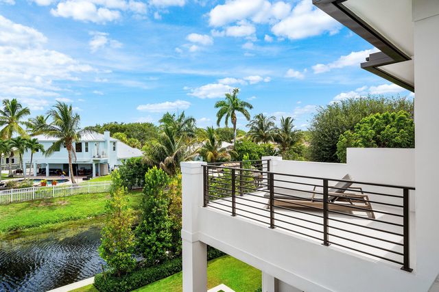 830 Lake Shore Drive, Delray Beach, FL 33444