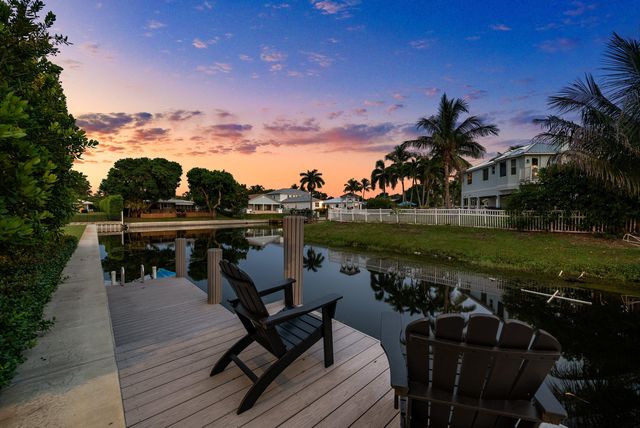 830 Lake Shore Drive, Delray Beach, FL 33444