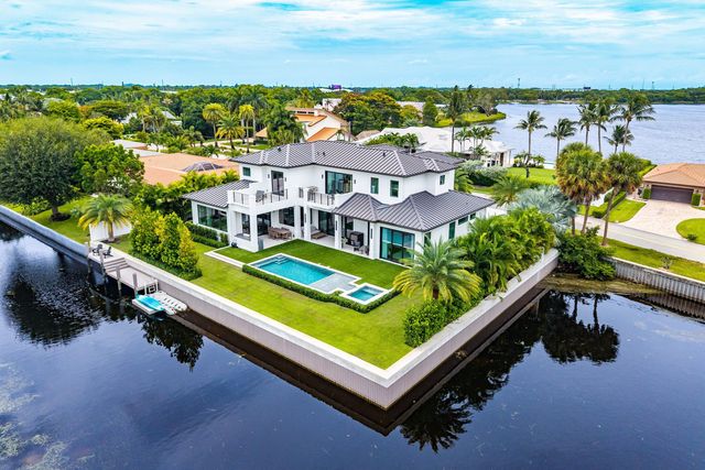 830 Lake Shore Drive, Delray Beach, FL 33444