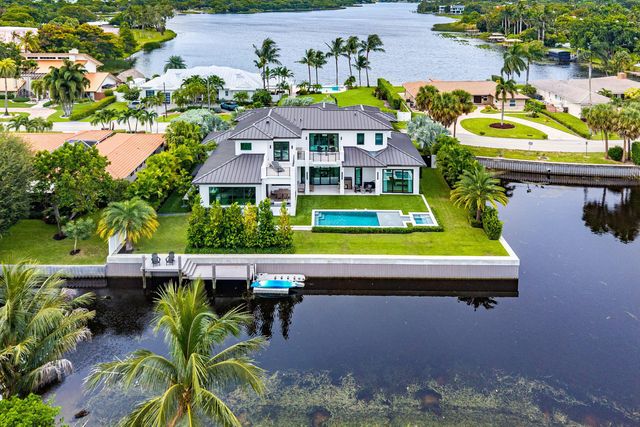 830 Lake Shore Drive, Delray Beach, FL 33444