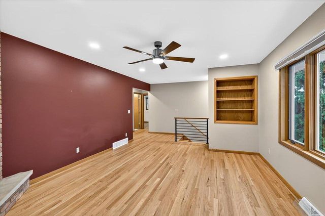 4175 Mahoney Road, Mcfarland, WI 53558