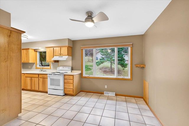 4175 Mahoney Road, Mcfarland, WI 53558