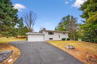 4175 Mahoney Road, Mcfarland, WI 53558