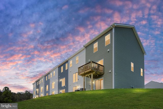 480 SOPHIE ST, Strasburg, VA 22657