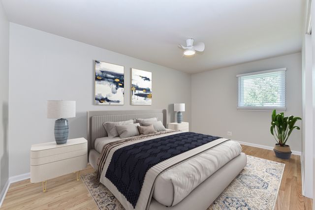 5S480 Campbell Drive, Naperville, IL 60563