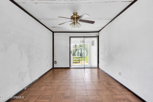 106 Kendall Drive, Sayreville Boro, NJ 08872