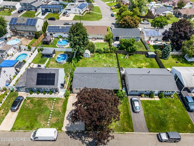 106 Kendall Drive, Sayreville Boro, NJ 08872