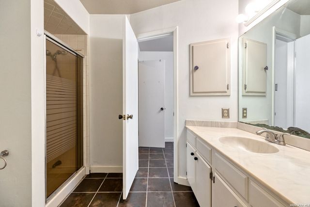 6746 Crown Ridge, San Antonio, TX 78239