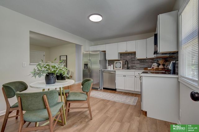 6119 Camden Avenue, Omaha, NE 68104