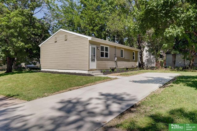 6119 Camden Avenue, Omaha, NE 68104