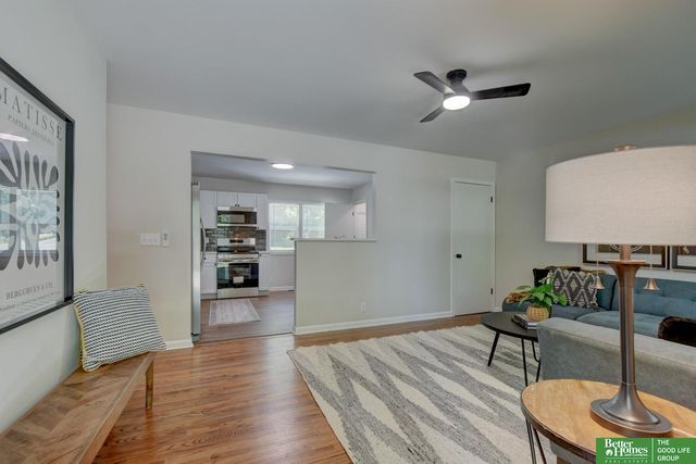 6119 Camden Avenue, Omaha, NE 68104