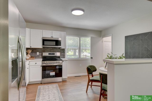 6119 Camden Avenue, Omaha, NE 68104