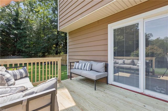 101 Warehouse CRSE, Yorktown, VA 23692