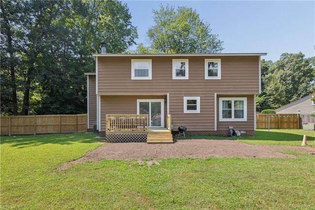 101 Warehouse CRSE, Yorktown, VA 23692