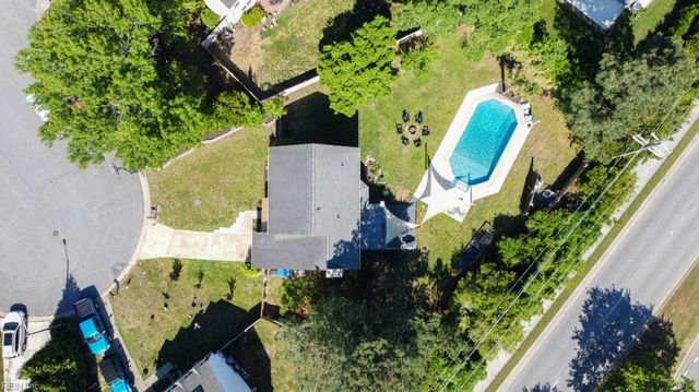 2204 Elmington CIR, Virginia Beach, VA 23454