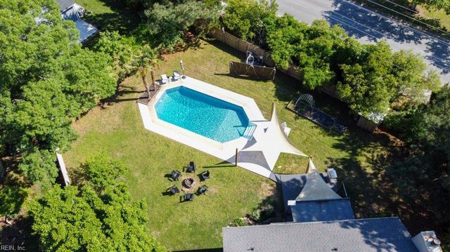 2204 Elmington CIR, Virginia Beach, VA 23454