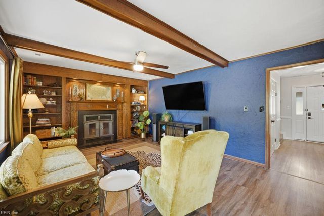 2204 Elmington CIR, Virginia Beach, VA 23454