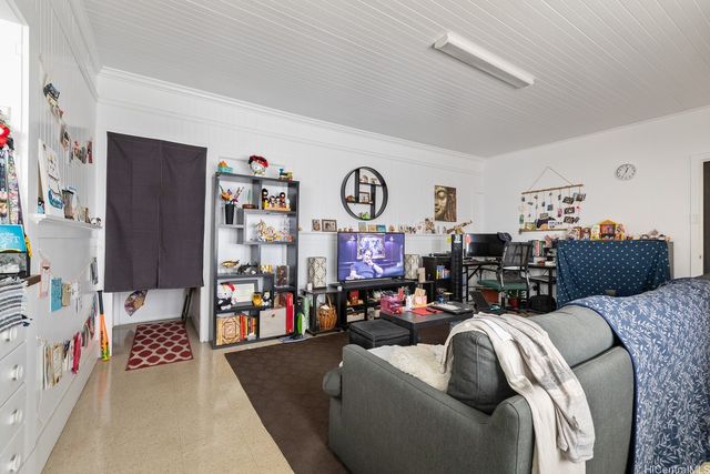 1924 S Beretania Street, Honolulu, HI 96826