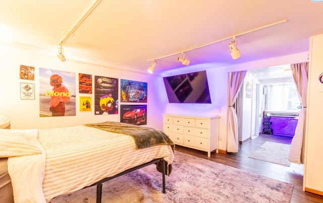 1055 Duncan Lane, Pullman, WA 99163