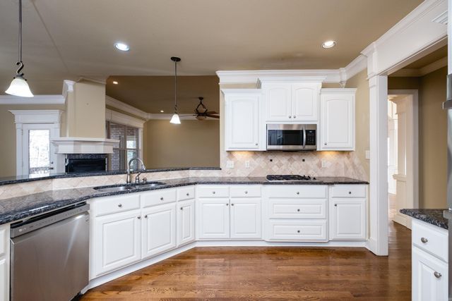 12 Woodfern Drive, Little Rock, AR 72211