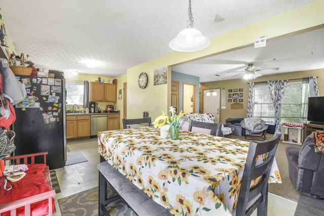 634 Gleaming Drive, 180, Galloway, OH 43119
