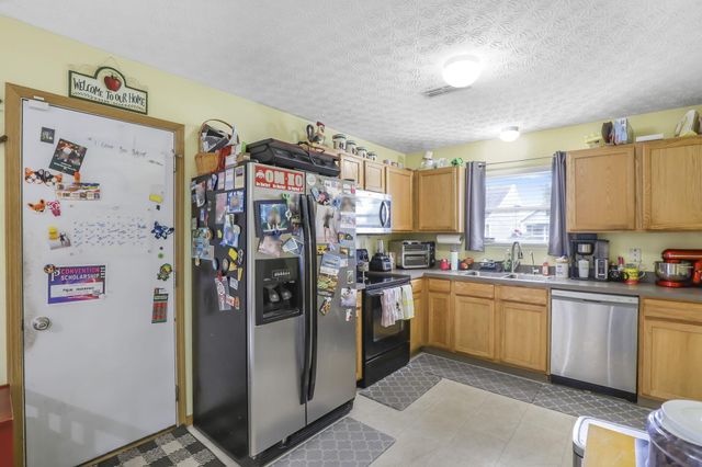 634 Gleaming Drive, 180, Galloway, OH 43119