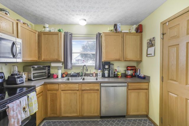 634 Gleaming Drive, 180, Galloway, OH 43119