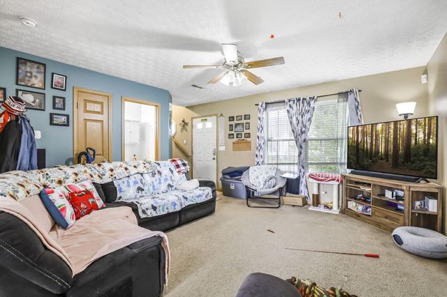 634 Gleaming Drive, 180, Galloway, OH 43119