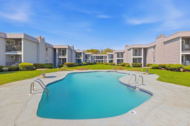112 Old Wharf Road APT C2, Dennis Port, MA 02639