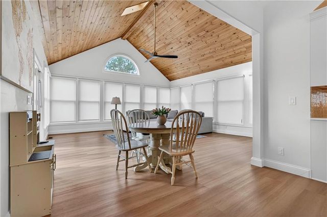 9911 W 124th Terrace, Overland Park, KS 66213