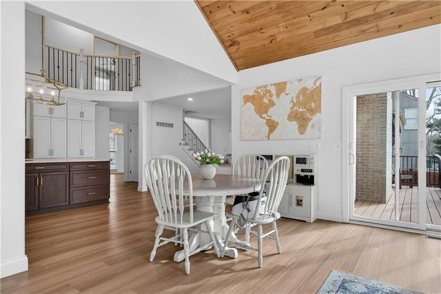 9911 W 124th Terrace, Overland Park, KS 66213