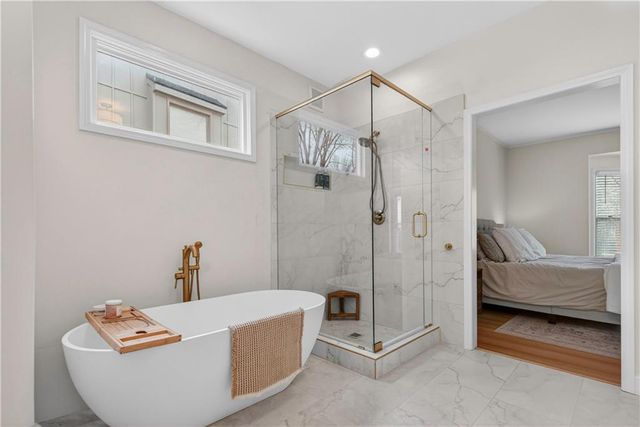 9911 W 124th Terrace, Overland Park, KS 66213