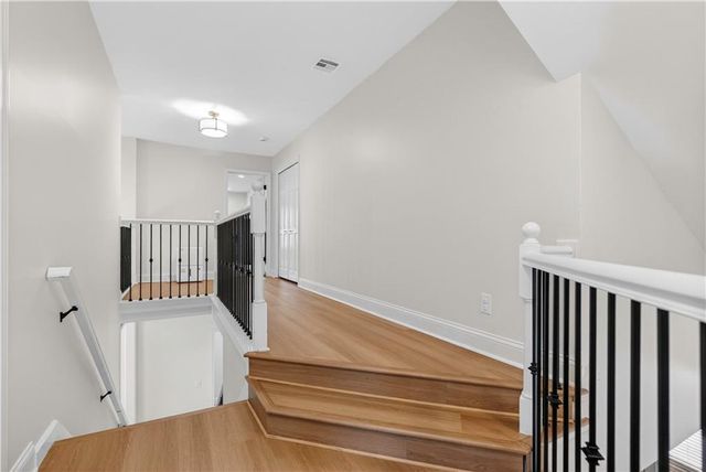 9911 W 124th Terrace, Overland Park, KS 66213