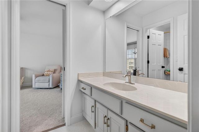 9911 W 124th Terrace, Overland Park, KS 66213