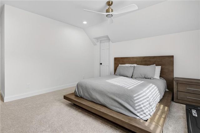 9911 W 124th Terrace, Overland Park, KS 66213